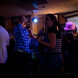 Tasty Pizza Bar and Bowl - A fun night with Dj/Karoke  Thursday,Friday and Saturday nights at 9 pm.