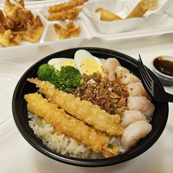 Poke n' Ramen 360
