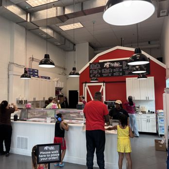 Moo Thru - Herndon - Ice Cream & Frozen Yogurt Near Me - Herndon, Virginia Moo Thru - Herndon - Ice Cream & Frozen Yogurt Near Me - Herndon, Virginia