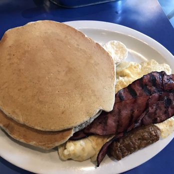 Brownstone Pancake Factory - Bodybuilder - Breakfast & Brunch Near Me - Edgewater, New Jersey