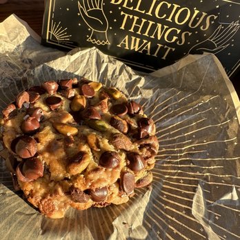 Gideon's Bakehouse - Pistachio toffee - Bakeries Near Me - Orlando, Florida
