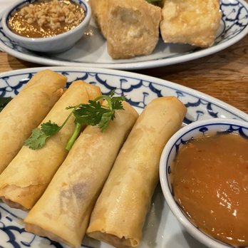 Glur - Vegetable Spring Roll and Crispy Tofu - Thai Near Me - New York, New York