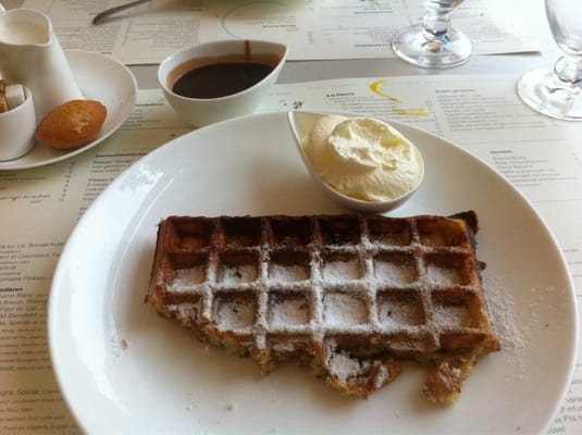 Dôme sur Mer by null