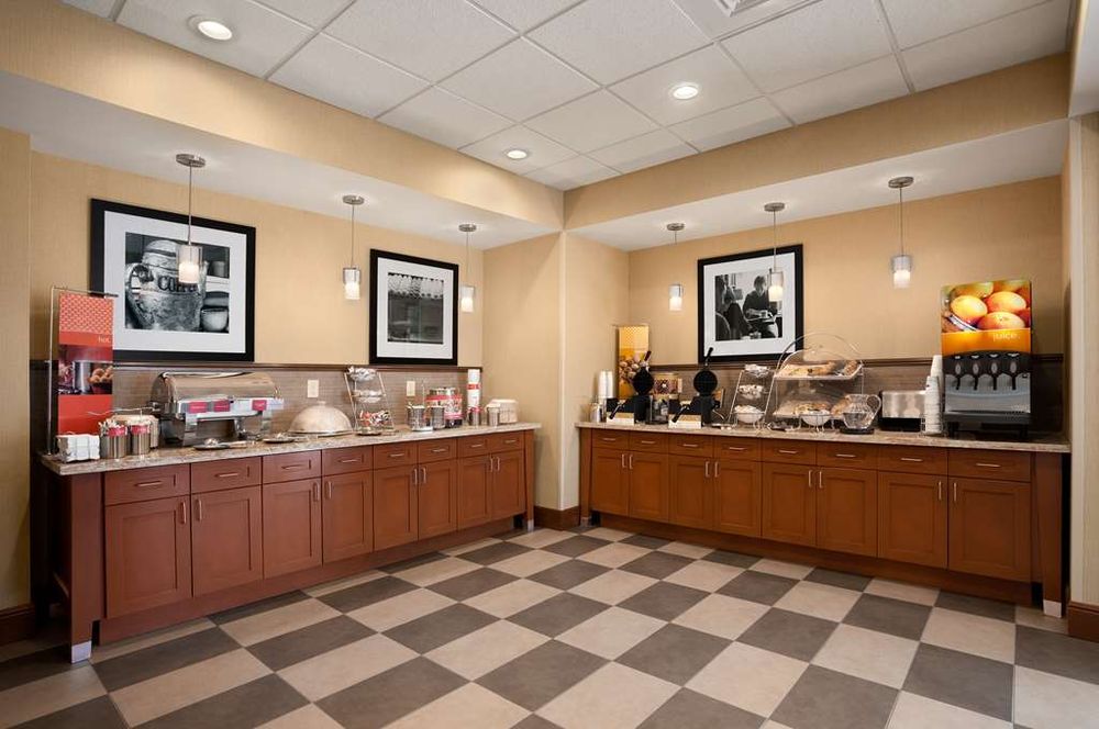 Hampton Inn Magnolia