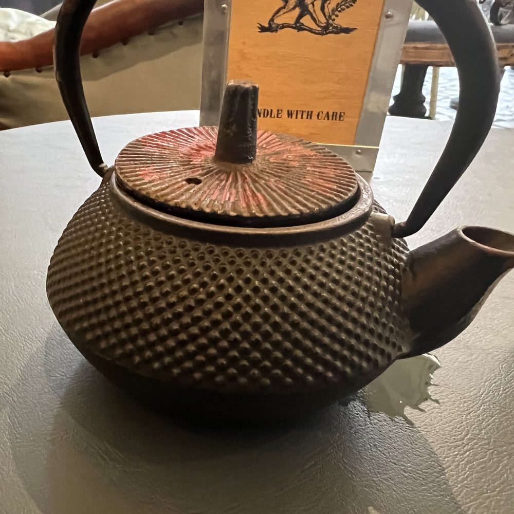 Taba Café - 400 year old Japanese tea pot! - Cafes Near Me - Rome, RM