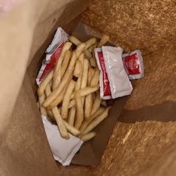 Capitol Burger - Fries - We shared, just right