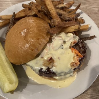 Blueplate - Lobster Thermidor burger.  Delicious! - New American Near Me - Mullica Hill, New Jersey