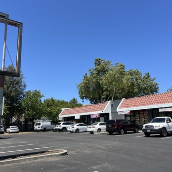 Lai Young - 5/19/25 FYI. Parking. - Chinese Near Me - Hayward, California