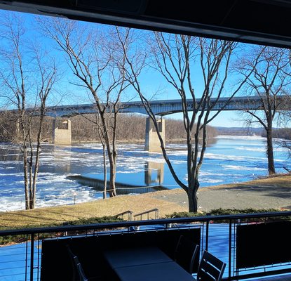 River A Waterfront Restaurant Bar 408 Photos 355 Reviews Steakhouses 100 Great Meadow Rd Wethersfield Ct Restaurant Reviews Phone Number Yelp