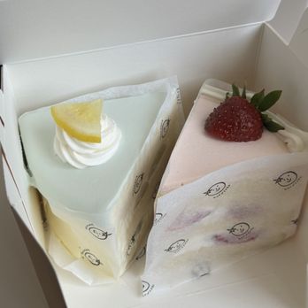 Harucake - Green grape yogurt and strawberry milk cream - Coffee & Tea Near Me - Los Angeles, California