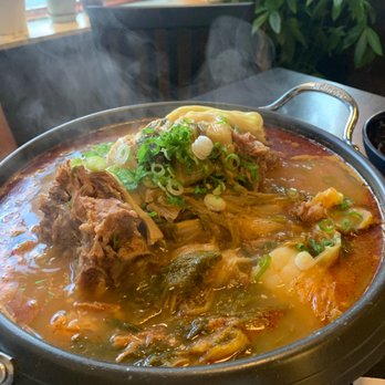 Kimchi House - Pork bone soup - Korean Near Me - Toronto, Ontario