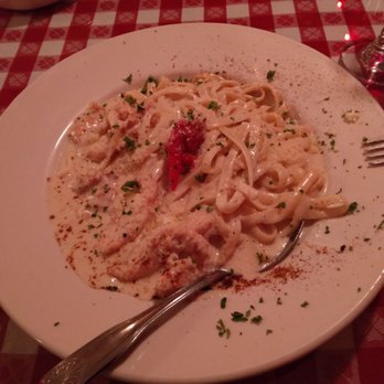 La Strada Italian Restaurant - Fettuccine Alfredo - Italian Near Me - Saint Augustine, Florida La Strada Italian Restaurant - Fettuccine Alfredo - Italian Near Me - Saint Augustine, Florida