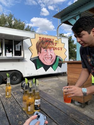Tommy Want Wingy by null
