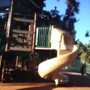 Moorpark Park - Slide..going down. Part of the playground. - Parks Near Me - Studio City, California