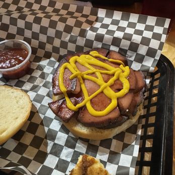 Scott's Pizza Kitchen - Bologna sandwich - Pizza Near Me - Trenton, Tennessee Scott's Pizza Kitchen - Bologna sandwich - Pizza Near Me - Trenton, Tennessee