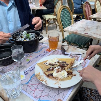 Hotel de Normandie - Seafood Near Me - Arromanches-les-Bains, 14