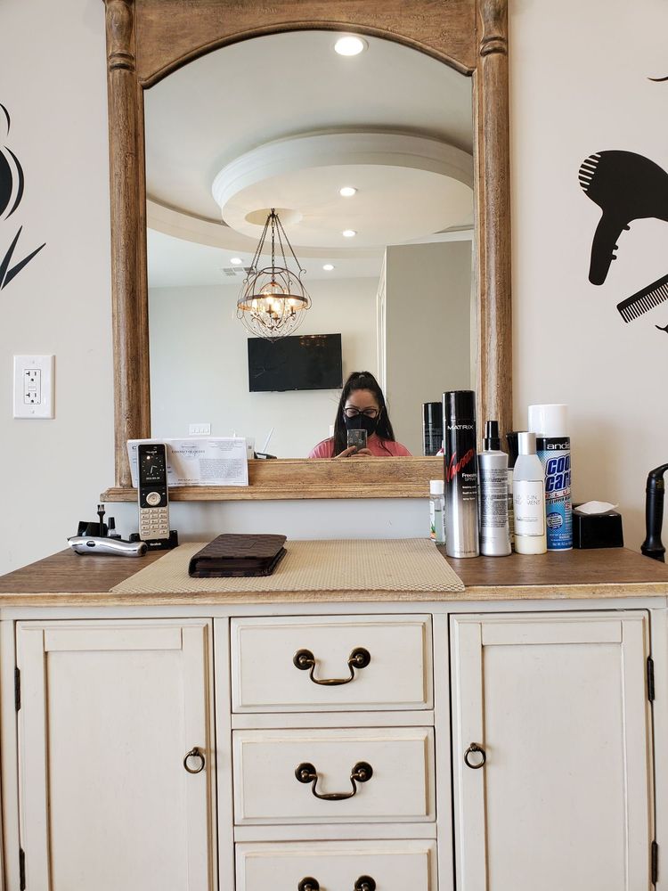 ROJAN BEAUTY SALON Updated June 2024 49 Photos & 24 Reviews 983 S