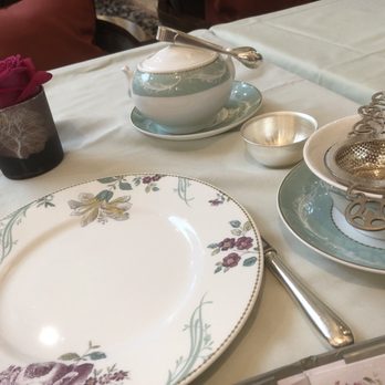Thames Foyer - Coffee & Tea Near Me - London, XGL Thames Foyer - Coffee & Tea Near Me - London, XGL