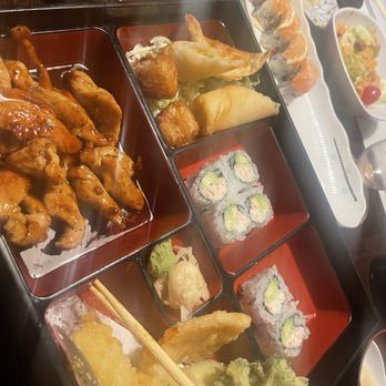 Sushi Hiro - Chicken Teriyaki Bento Box - Japanese Near Me - Las Vegas, Nevada Sushi Hiro - Chicken Teriyaki Bento Box - Japanese Near Me - Las Vegas, Nevada