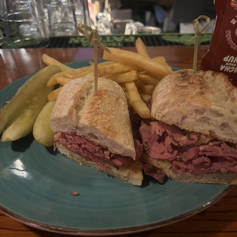 Pastrami sandwich Pastrami sandwich