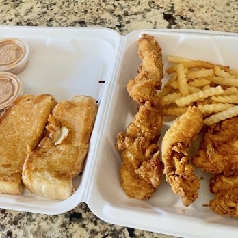 Raising Cane's Chicken Fingers - The Caniac Combo, substitute coleslaw for Texas Toast - Fast Food Near Me - Phoenix, Arizona Raising Cane's Chicken Fingers - The Caniac Combo, substitute coleslaw for Texas Toast - Fast Food Near Me - Phoenix, Arizona