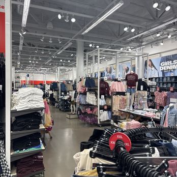 Old Navy Outlet - Women's Clothing Near Me - Napa, California