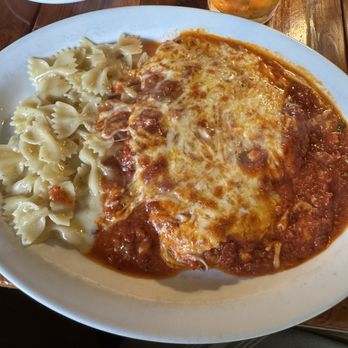 La Tavola - Chicken Parmigiano - Italian Near Me - Grandview Heights, Ohio