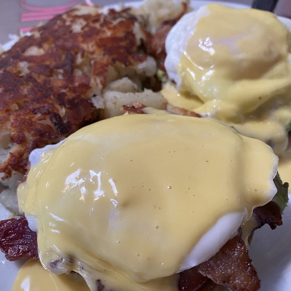 Sax's Joint - California Benedict - Breakfast & Brunch Near Me - Petaluma, California Sax's Joint - California Benedict - Breakfast & Brunch Near Me - Petaluma, California