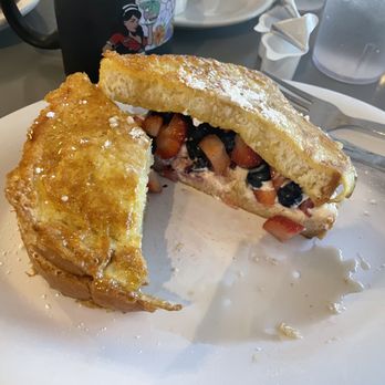 Donna Kaye's Cafe - American Near Me - Bakersfield, California
