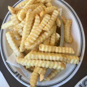 Langer's Delicatessen - French Fries - Delis Near Me - Los Angeles, California
