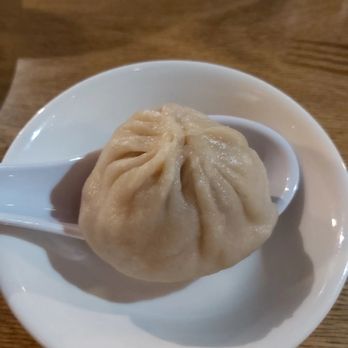 Momo Mee - Pan Asian Near Me - Milwaukee, Wisconsin