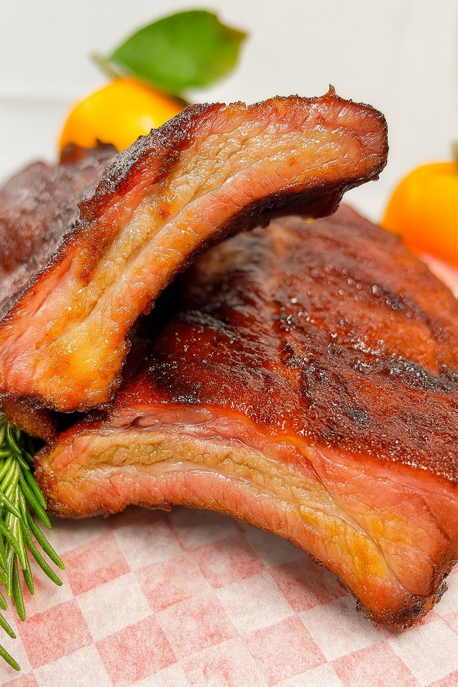 Izzy's Smoked BBQ Logo