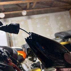 PooR BoY Mobile Motorcycle Mechanic - Broke my mirror