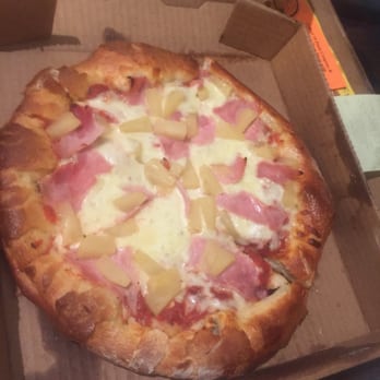 Red Rooster Pizzeria - Hawaiian pizza - Pizza Near Me - Belleville, Michigan Red Rooster Pizzeria - Hawaiian pizza - Pizza Near Me - Belleville, Michigan