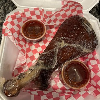 Big Daddy's BBQ - Turkey leg, yum! I've been craving a turkey leg so much and this was definitely worth it! - Barbeque Near Me - Tulsa, Oklahoma Big Daddy's BBQ - Turkey leg, yum! I've been craving a turkey leg so much and this was definitely worth it! - Barbeque Near Me - Tulsa, Oklahoma