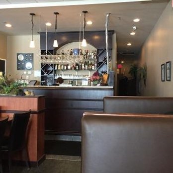 Kallisto Greek Restaurant - a view of the bar - Greek Near Me - Ottawa, Ontario Kallisto Greek Restaurant - a view of the bar - Greek Near Me - Ottawa, Ontario