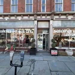 Saugerties Antiques Center - Saugerties Antiques Center