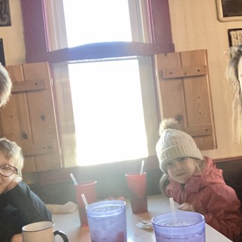 Whitehouse Restaurant - Happy family! - Diners Near Me - Clare, Michigan