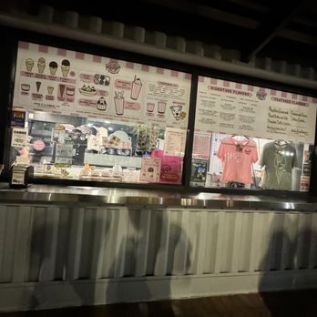 Kelly's Homemade Ice Cream - Full menu available when I visited - Ice Cream & Frozen Yogurt Near Me - Orlando, Florida Kelly's Homemade Ice Cream - Full menu available when I visited - Ice Cream & Frozen Yogurt Near Me - Orlando, Florida