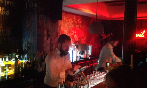 Chinaski Studio & Bar by null