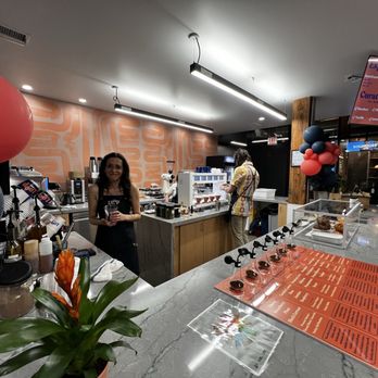Loop Coffee - Coffee & Tea Near Me - Chicago, Illinois Loop Coffee - Coffee & Tea Near Me - Chicago, Illinois