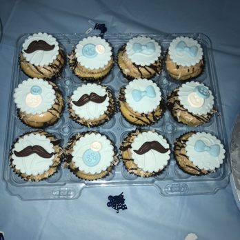 Cakes by Ron - Bakeries Near Me - Sarasota, Florida