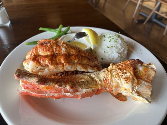 Jonah's Seafood House, 2601 Oyster Bar, and Market & Bake Shop by null
