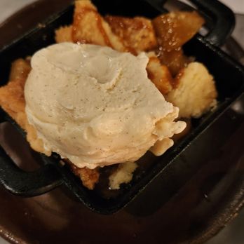 Laundry - Apple crisp - so special - New American Near Me - Steamboat Springs, Colorado Laundry - Apple crisp - so special - New American Near Me - Steamboat Springs, Colorado