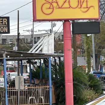 Sazón - The rude worker out front - Mexican Near Me - Austin, Texas