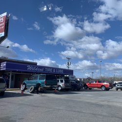 Wildcat Tire & Lube - Parking lot (view from the street)