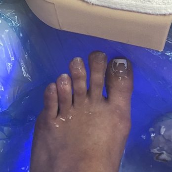 UT Nails & Spa - The nail tech, Tammy, ripped off my gel and my pinky toe came off with it. She didn't even finish removing my gel completely. Z - Nail Salons Near Me - San Diego, California UT Nails & Spa - The nail tech, Tammy, ripped off my gel and my pinky toe came off with it. She didn't even finish removing my gel completely. Z - Nail Salons Near Me - San Diego, California