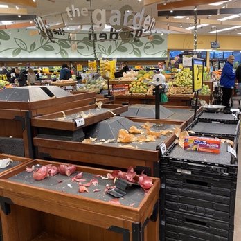 Ralphs - Produce area-no onions, no potatoes! - Grocery Near Me - Granada Hills, California Ralphs - Produce area-no onions, no potatoes! - Grocery Near Me - Granada Hills, California