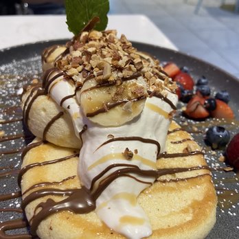 Hanabusa Cafe - Nutella Pancake - Pancakes Near Me - Chicago, Illinois Hanabusa Cafe - Nutella Pancake - Pancakes Near Me - Chicago, Illinois