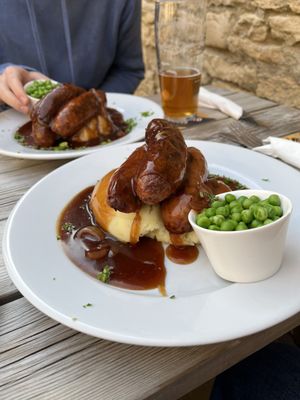 Queens Head Inn by null